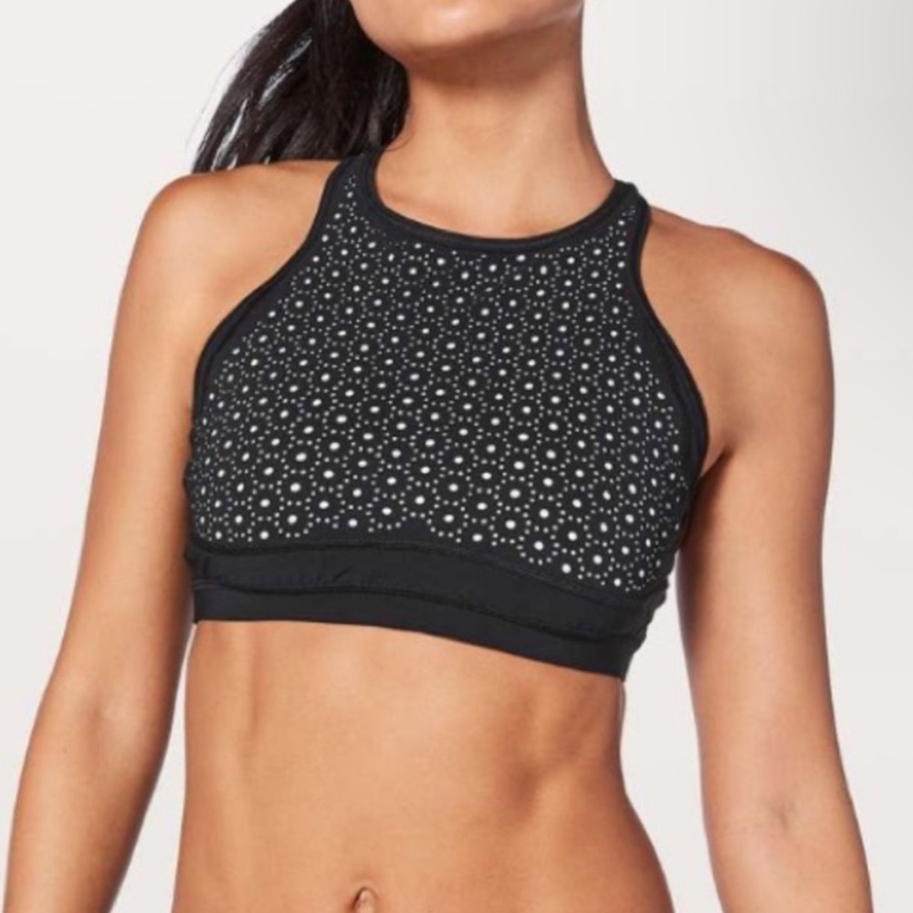 Lululemon black workout size 8 colour  me quick bra